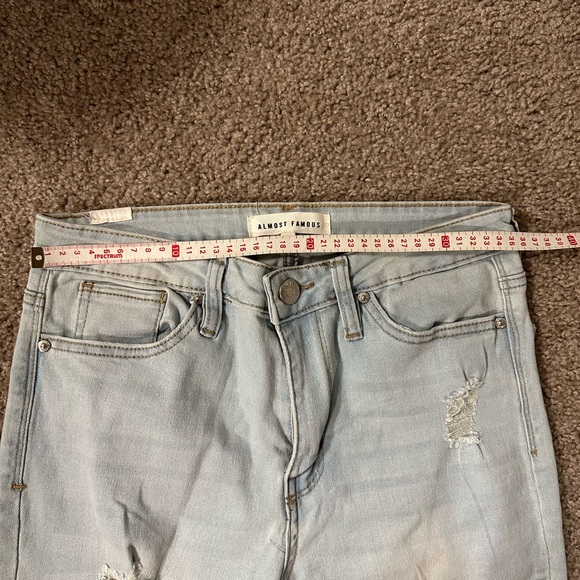 Distressed Light Blue Women's Jeans - Picture 3 of 4